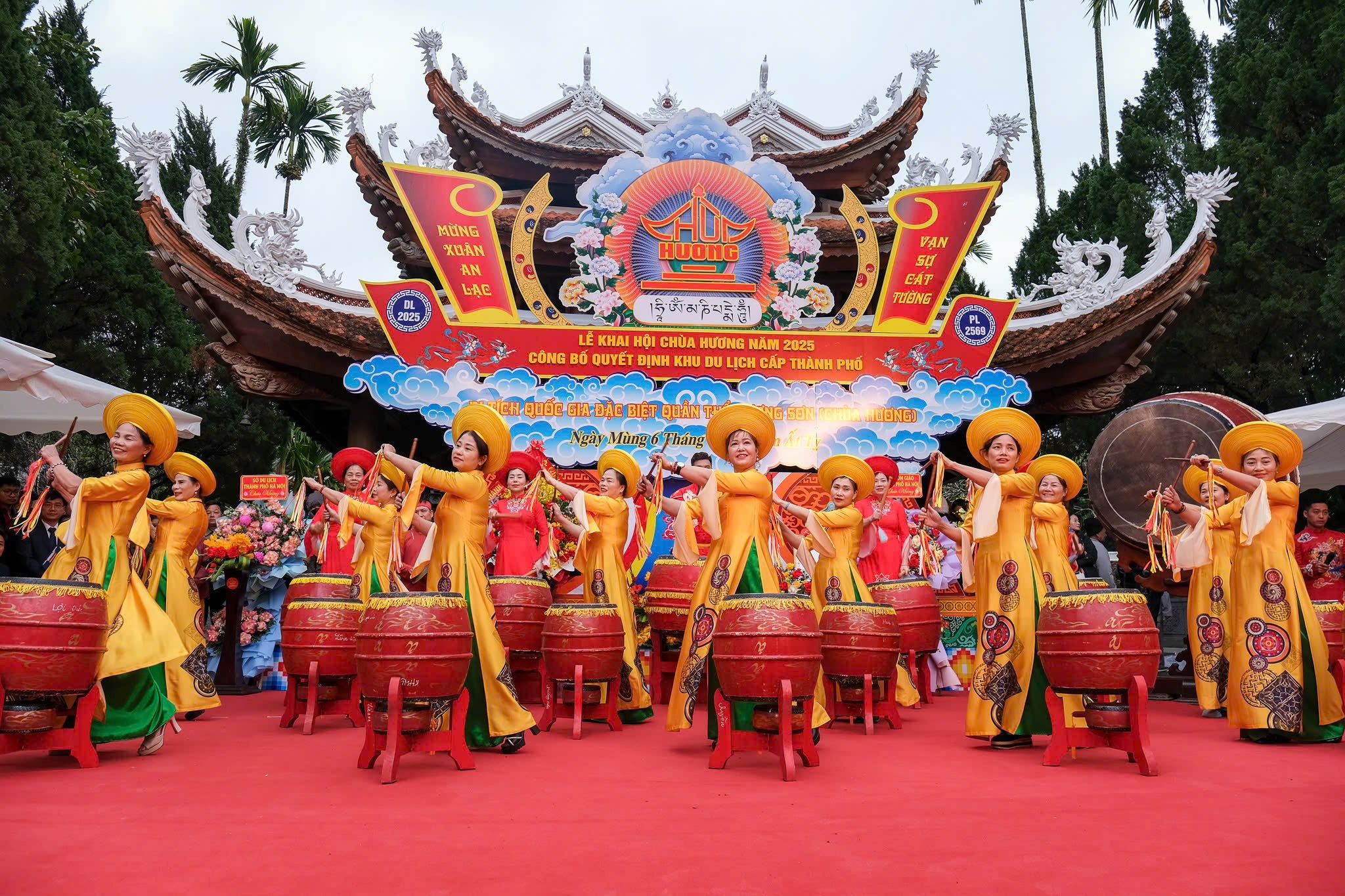 The festival is a unique blend of natural beauty, spiritual devotion